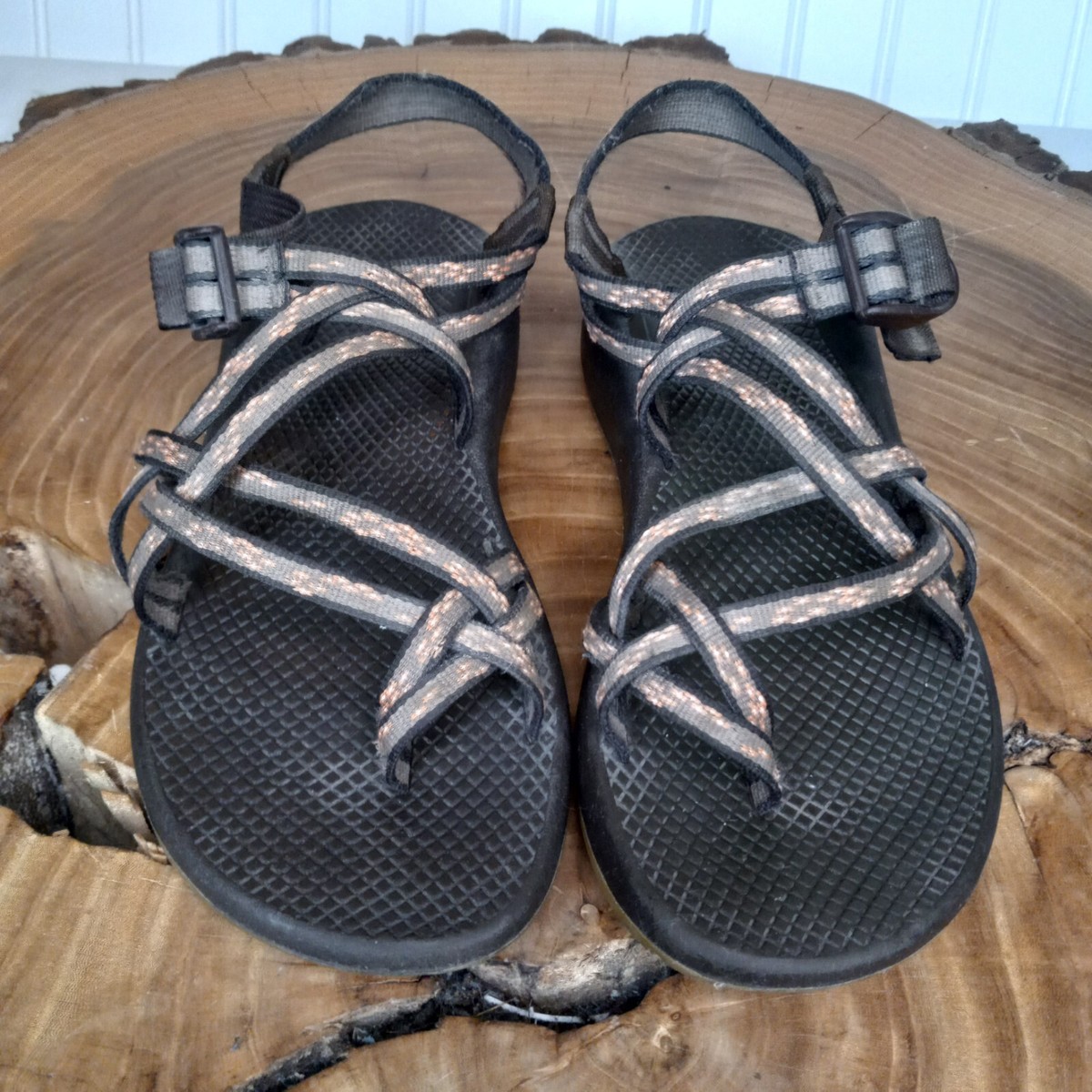 Chaco ZX2 Women Sz 10 Sandal Yampa Blosso Toe Loop Strappy Shoe