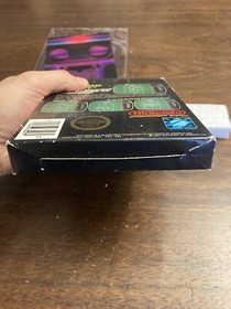 10-Yard Fight (Nintendo NES) Complete - 5 Screw Hangtab Sticker Seal - Authentic