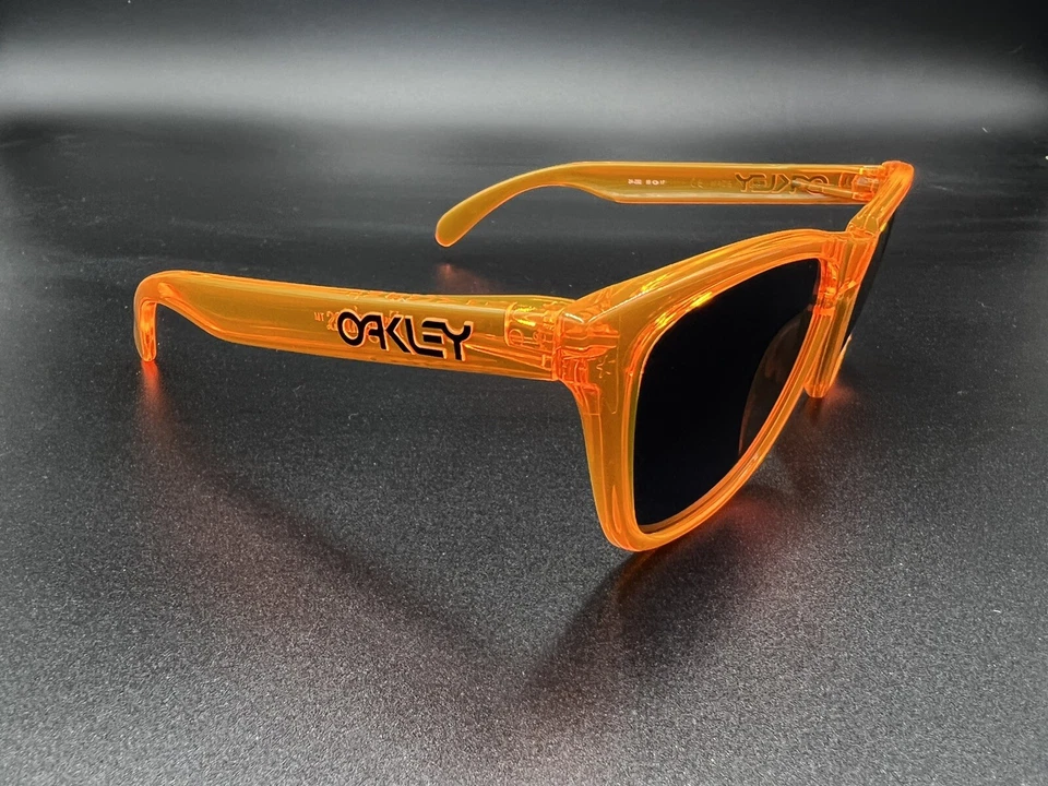 Marco Oakley COLLECCIONISTAS Piel de Rana Naranja Ácido con Lente Gris 24-252 Collar de Lluvia Ácida Foto 4 de 4