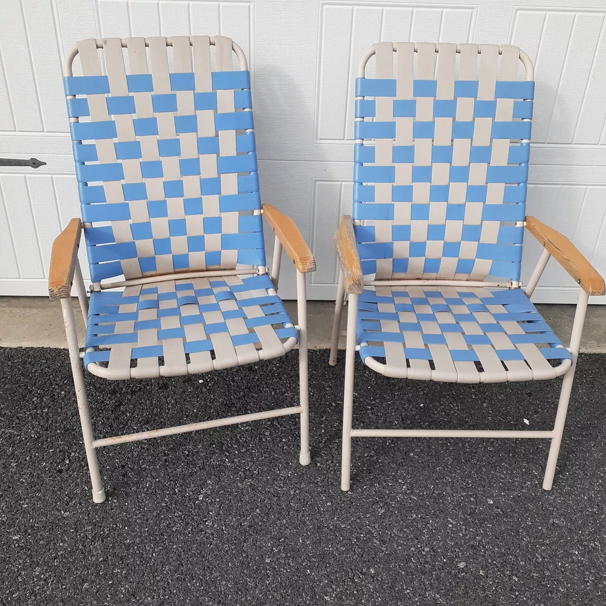 2 Matching Vinyl Webbed Folding Lawn Chairs Blue Gray Wood Armrest Camp Beach