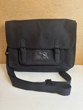 Bolso de Hombro Quadra Heritage Negro con Correa Ajustable Nuevo con Etiquetas