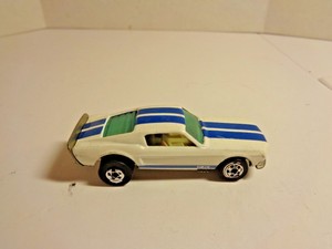 hot wheels mustang stocker