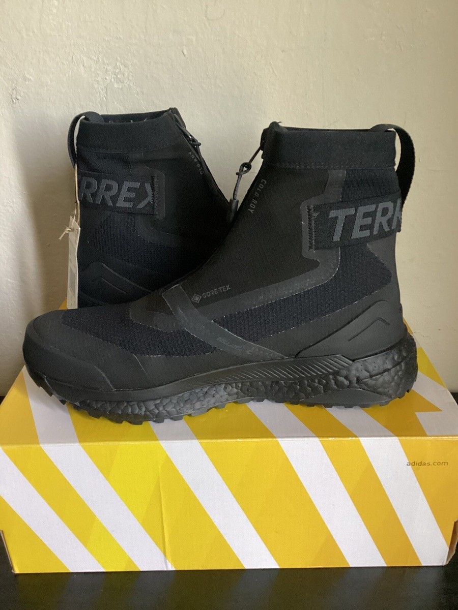 HIKE adidas Terrex Skychaser Mid GORE-TEX Hiking Shoes - Purple