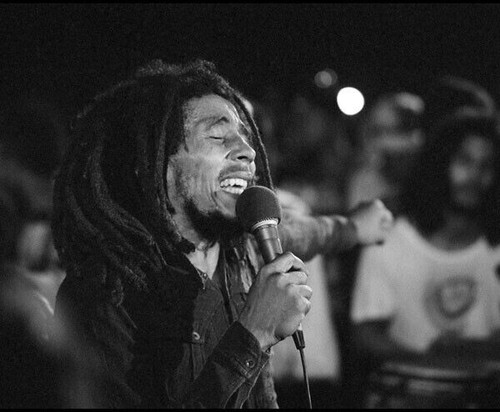 10 x Bob Marley Unsigned 10" x 8" Photos - Jamaican singer and songwriter #2 - Picture 9 of 10