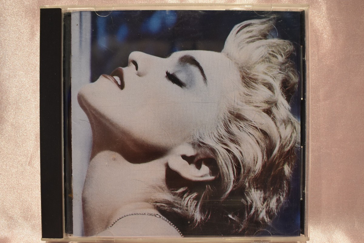 madonna(マドンナ)【True Blue】シルバーレコード盤 未開封！ Madonna = マドンナ – True Blue = トゥルー・ブルー – Vinyl (7