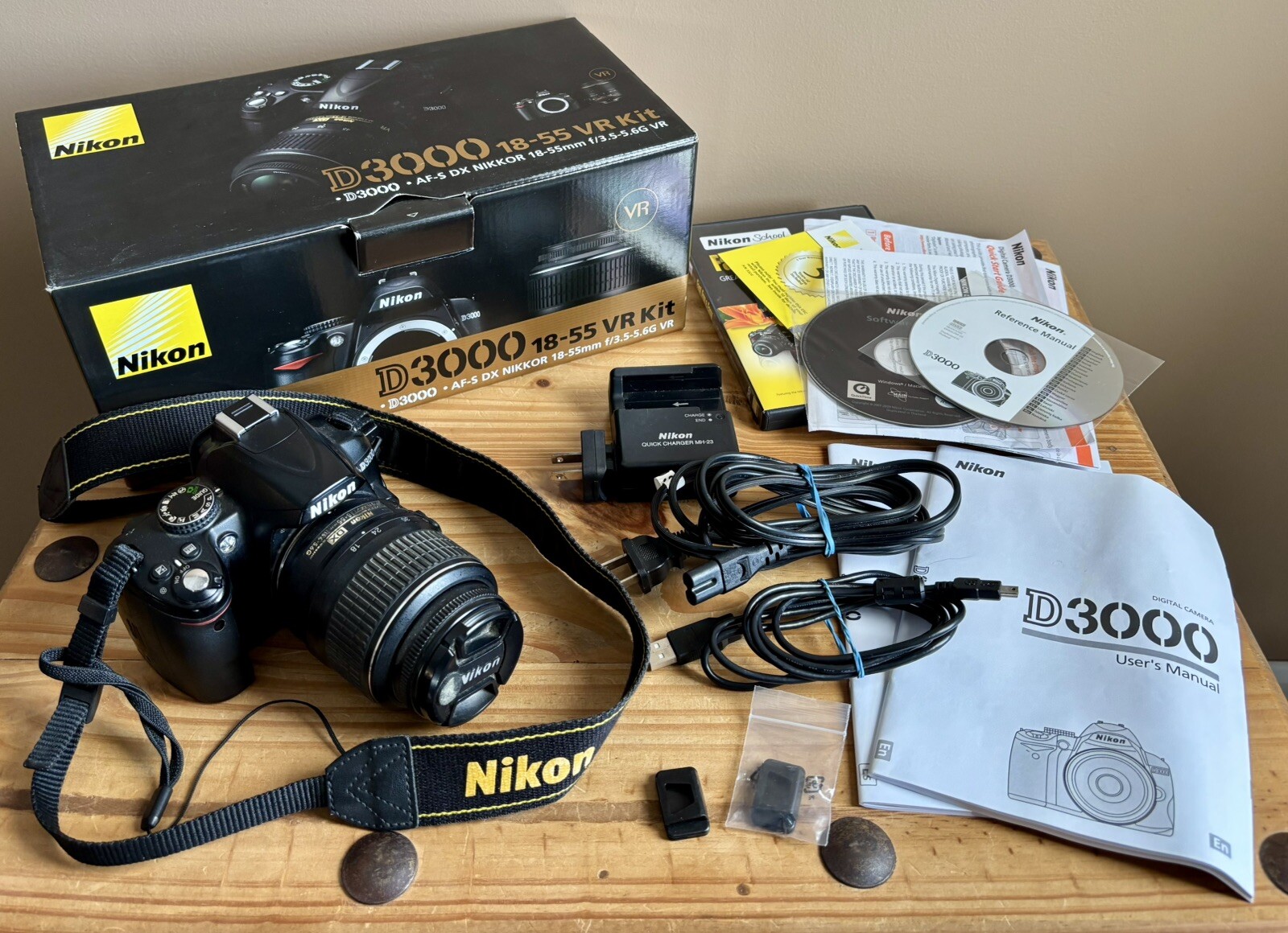 Nikon D3000 Camera Bundle - 18-55mm Lens, Body, Cords, Charger, Battery, Working