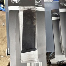 GLOCK MF10023 .40 S&W 10 Round Polymer Steel Magazine for Handgun