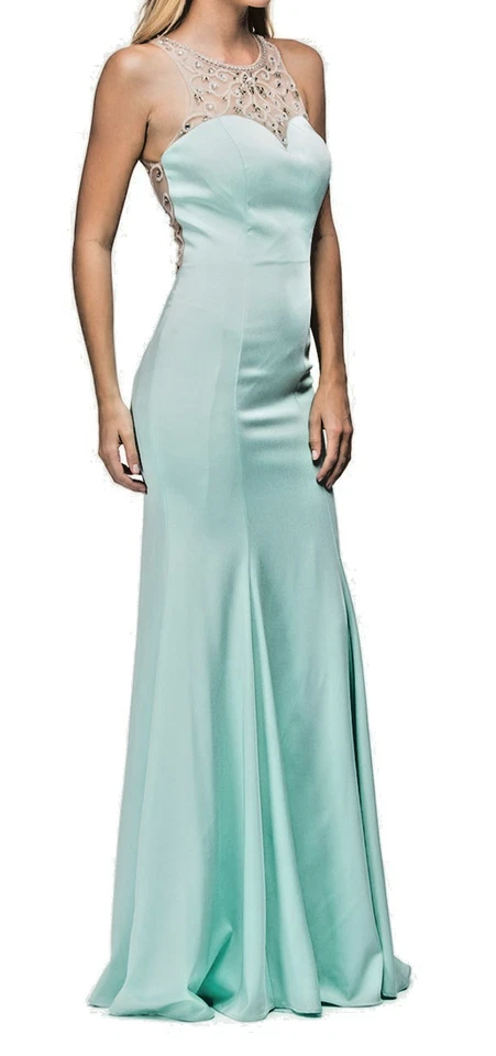 NUEVO CON ETIQUETA. TALLA MEDIANA. Vestido de sirena Dancing Queen sin tirantes en capas como nuevo Foto 2 de 4