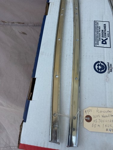 Mercedes Benz W113 Pagoda Hardtop Seal Rail 230 250 280 SL Mercedes OEM NEW - Picture 2 of 4