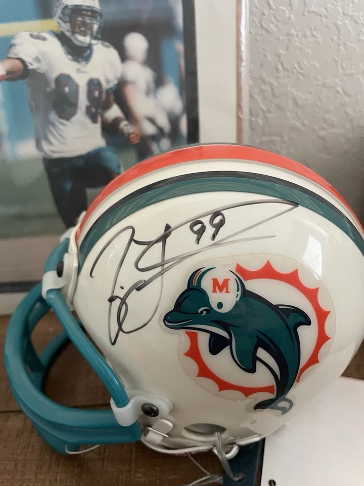 Miami Dolphins Vintage Divertido Paquete Regalo de Navidad Jason Taylor Autógrafo + Más Foto 2 de 4
