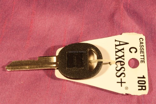 Posten 38 AXXESS + SCHWARZE Kassette #10R SCHLÜSSELROHLINGE. Messing vernickelt. - Bild 2 von 2