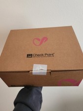 Check Point 1550 Appliance (V-80W) Quantum Sp...