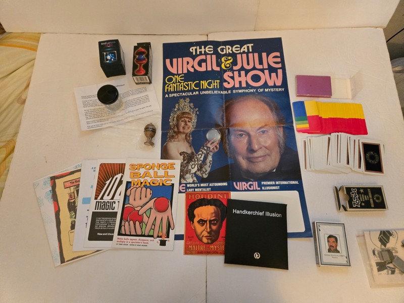 Used magic tricks lot, 15 items