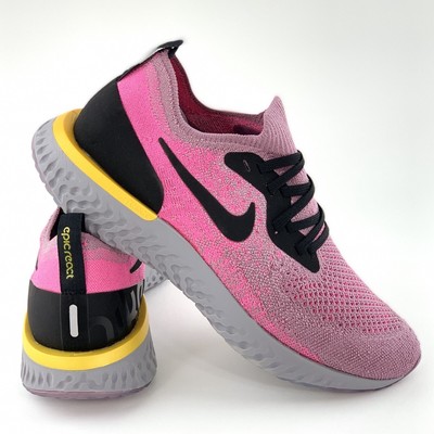 nike running epic react trainers in pink
