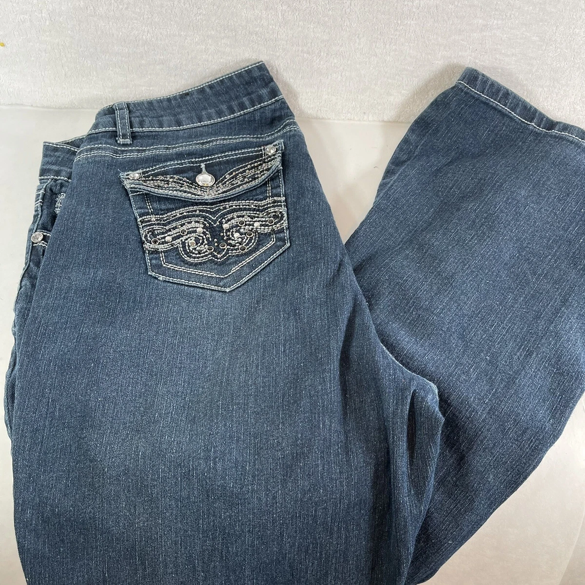 Jeans with holes in the front and back 2025
