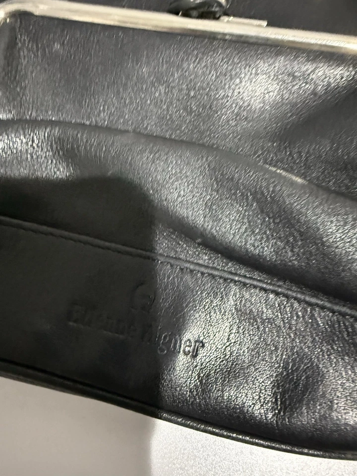 Bolso de mano de cuero hecho a mano doble Kisslock Etienne Aigner de colección negro Y Foto 2 de 4