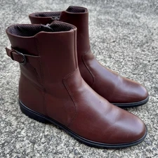 Ecco Women's Sz 37 EU (6 - 6.5 US) Touch 15 Buckle Boot Brown Leather Hydromax