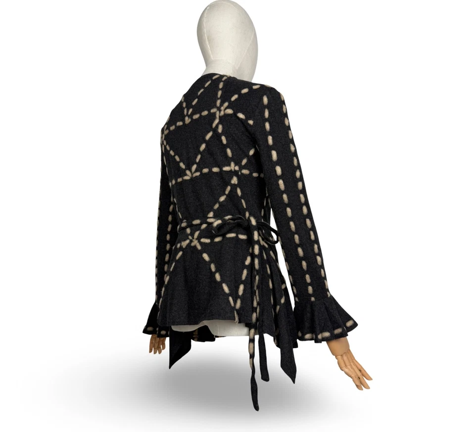 Cárdigan envolvente Yoshiki Hishinuma manga campana texturizada asimétrica talla 2 Foto 3 de 4