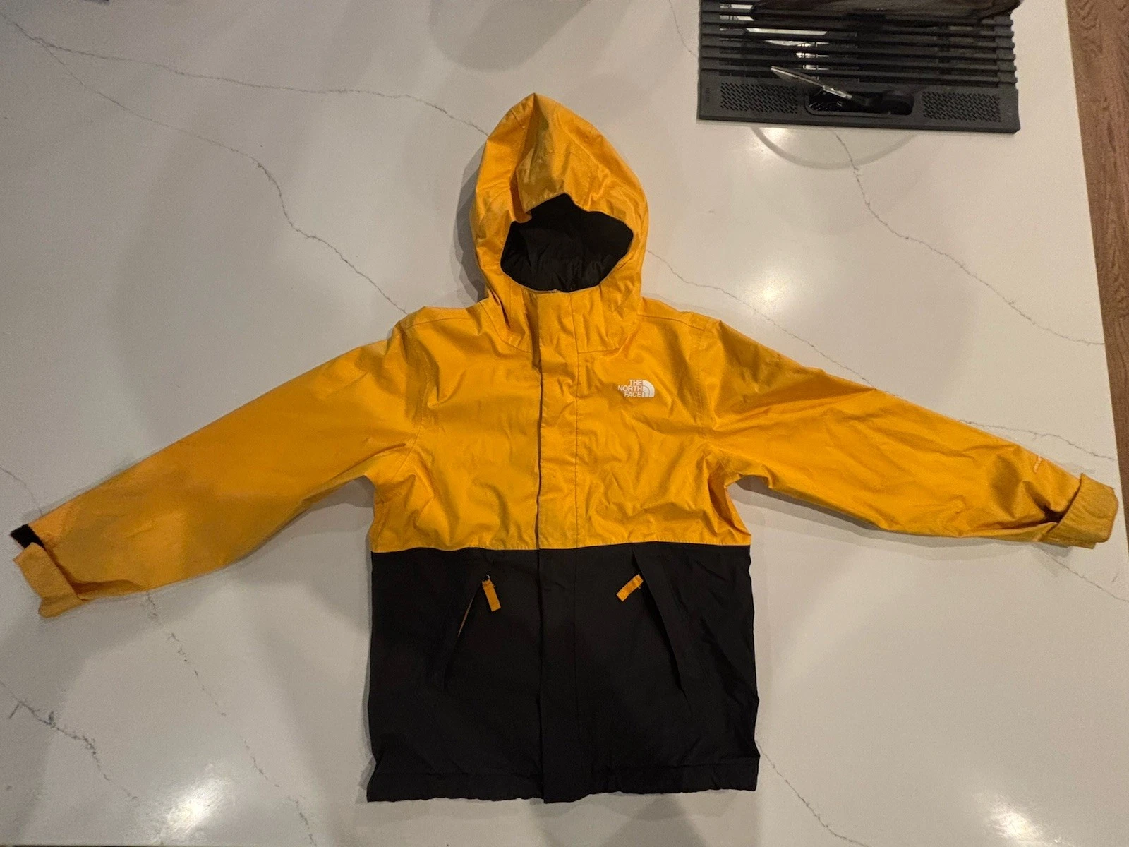 North Face Youth Boys Ski Outdoor Jacket Coat Yellow/ Black Size M Medium 10-12
