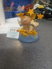 2001 Russ Berrie & Co Inc Angel Cheeks Reaching For The Stars Figurine #23701