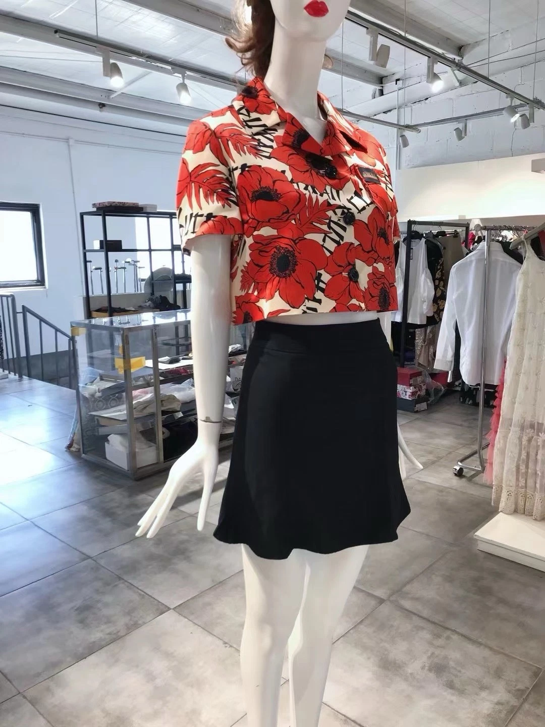 Giacca Gucci papaveri volanti stampa seta duchessa IT38 nuova con etichetta