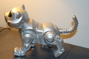 tekno robotic kitty