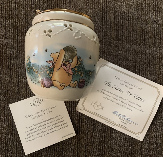 Lenox Winnie the Pooh The Honey Pot Votive With Certificate 24kt