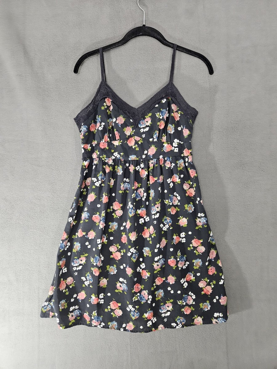 american eagle black floral dress Womens Gray Size 10 Midi Vneck Fairy Cottagecore Lightweight woven fabrication/Sweetheart neck/Sleeveless cf-color-black Rosia Celestial Print Suede Size:Medium / Large