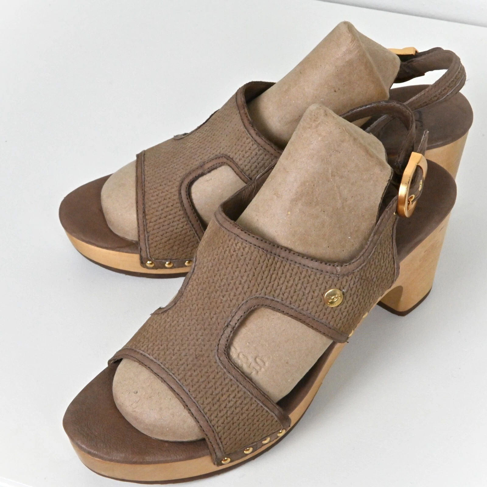 Sandali UGG Lomita in pelle ciottolata con tacco a blocco e plateau beige US9 UK7 5