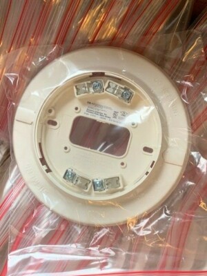 30, SIEMENS DB-11 DETECTOR BASE(S) 500-094151 (4 LOTS AVAILABLE OF 30 EA.)