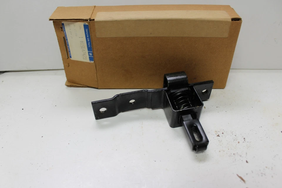 Оригинальная защелка для левой двери GM 15647473 1994-03 Chevrolet S10 Blazer Sonora Jimmy (738 - Изображение 2 из 2
