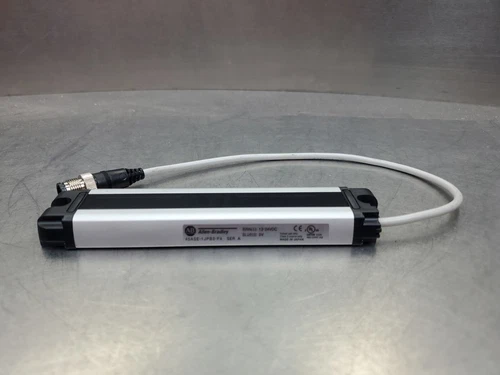 ALLEN BRADLEY 45ASE-1JPB3-F4 Ser. A PHOTOSWITCH BEAM SENSOR                3D-20