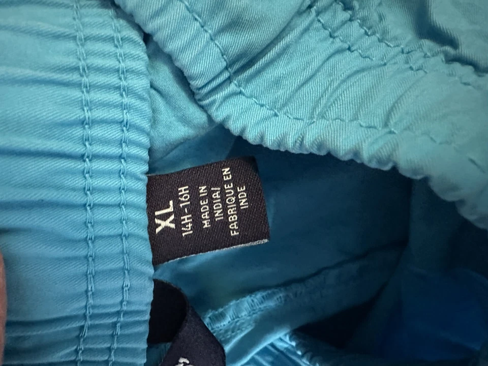 Lands' End Shorts Boy's Extra Large 14H-16H Husky 8" Inseam Two Toned Blue - Image 4 of 4