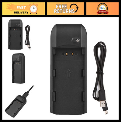NP-FV5 Plus Mini Portable USB Charger with Indicator Light, Green
