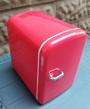 roter Mini K&uuml;hlschrank im Retrolook, Top Zustand