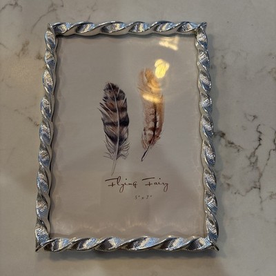 5x7 Photo Frame Silver Tone Metal With Twisted Border Velvet Backing NEW