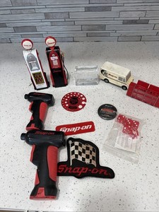 Random Snap On Toys And Patch