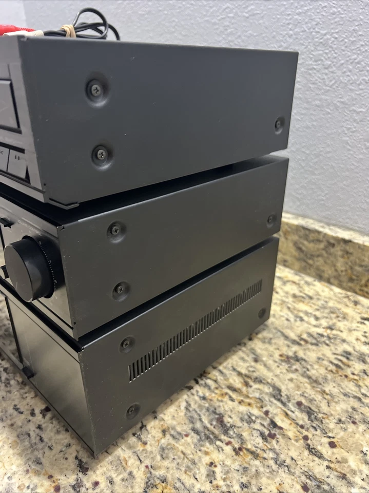 ⭐️Amplificador estéreo Kenwood KM-106, KC-206 amplificador de control/DP-560 reproductor de CD REPARADO Foto 4 de 4