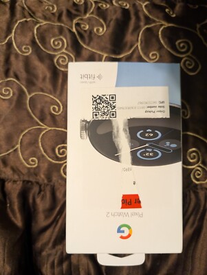 Google Pixel Watch 2 41 mm Silver Case with Blue Silicone Band (GA05012-US)