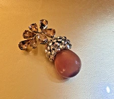 SCHREINER NY New York Autumn Acorn Book Piece Art Glass Rhinestone Brooch Signed