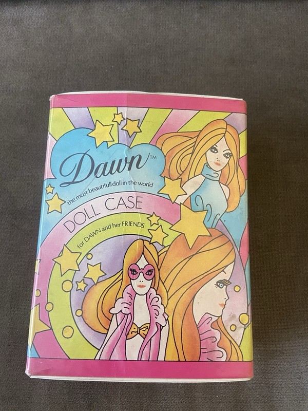 Topper Toys Dawn Doll Mod Groovy Colorful Case-12 DAWN DOLLS