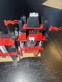 Lego 8802 Knights Kingdom: Dark Fortress Landing 8802 Castle Complete