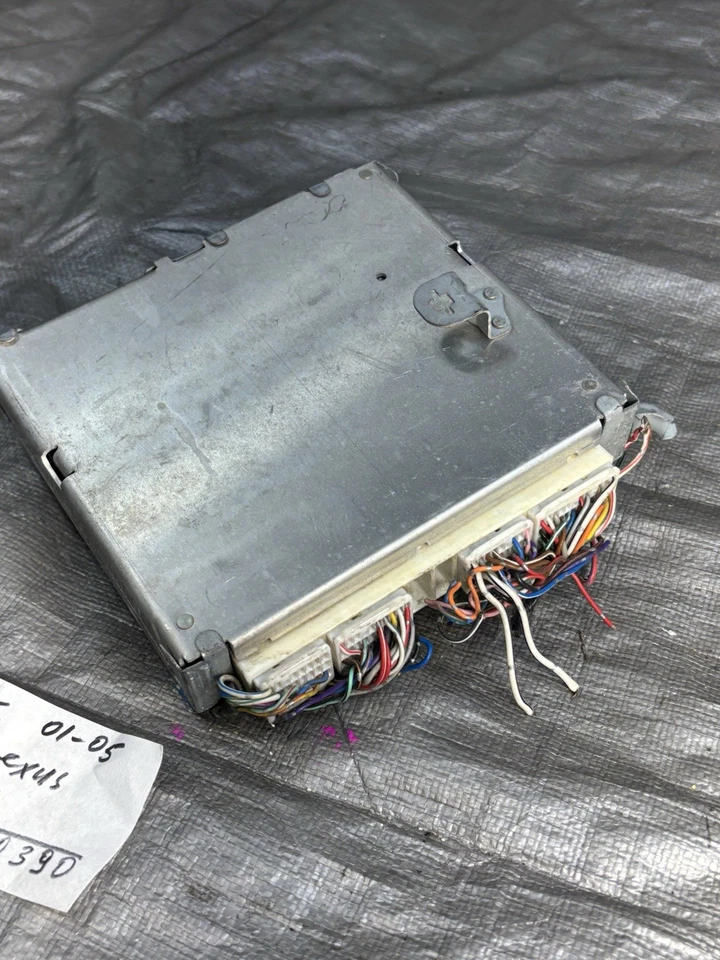 Módulo de control del sistema de frenos antibloqueo Lexus GS400 1998-1999 ABS OEM 89540-30390 Foto 4 de 4