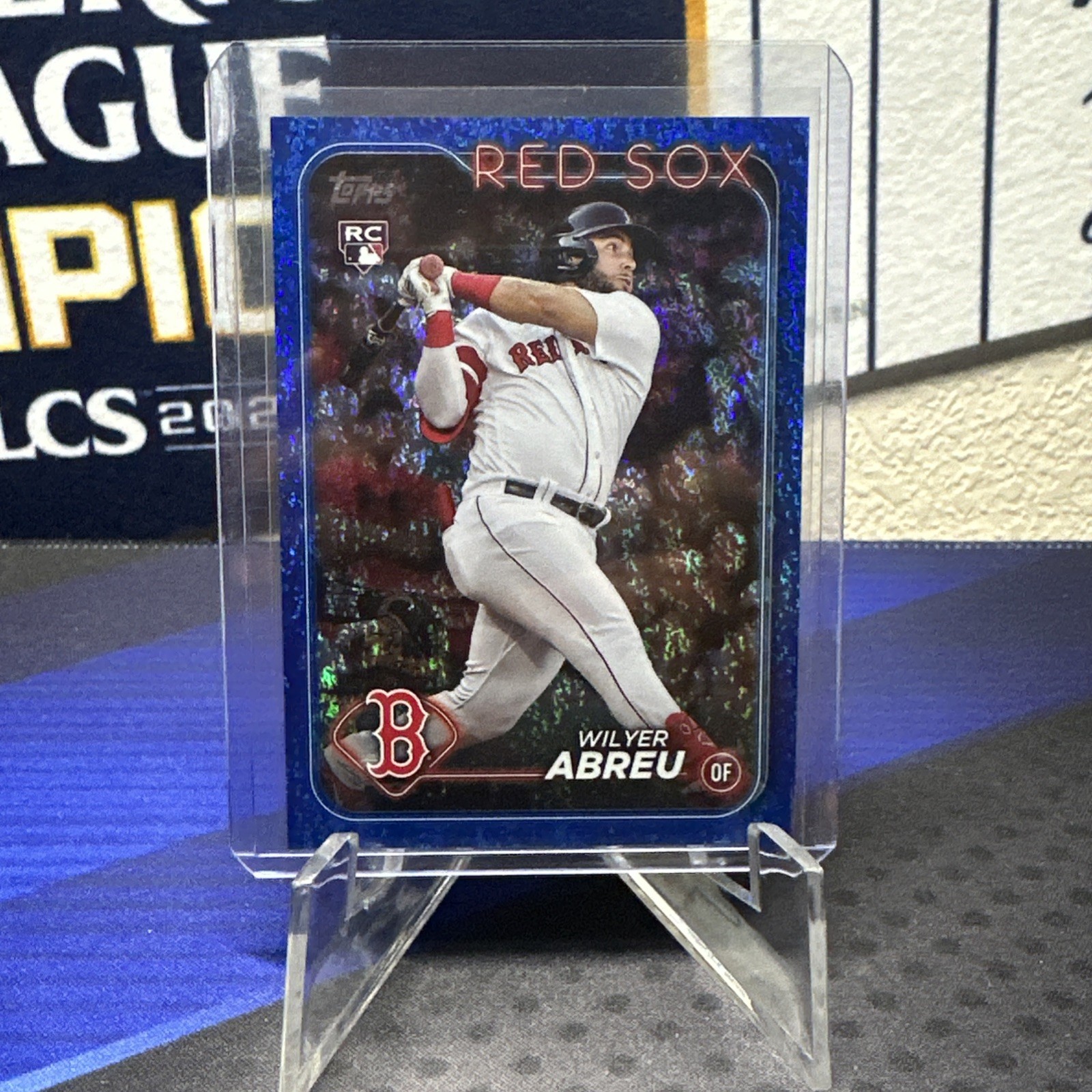 2024 Topps Series 2 - Wilyer Abreu #672 Blue Foil /999 (RC)