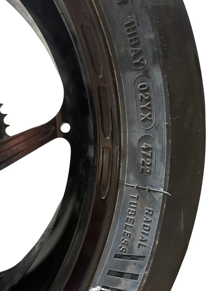 2024 aprilia tuono v4 1100 factory abs core moto rear rim - Image 4 of 4