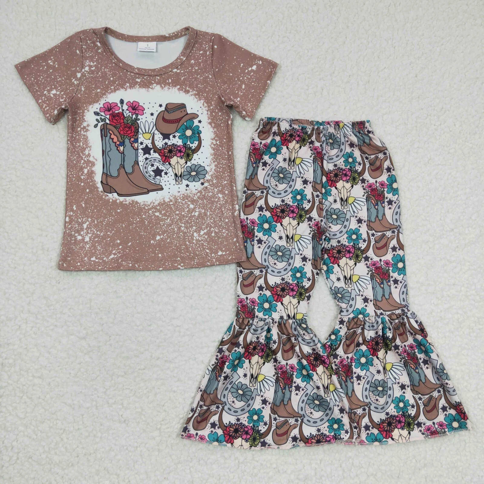 Country Little Girls Clothing Western Love Boots Bell Bottom Pants Boutique Set
Opens in a new windo
