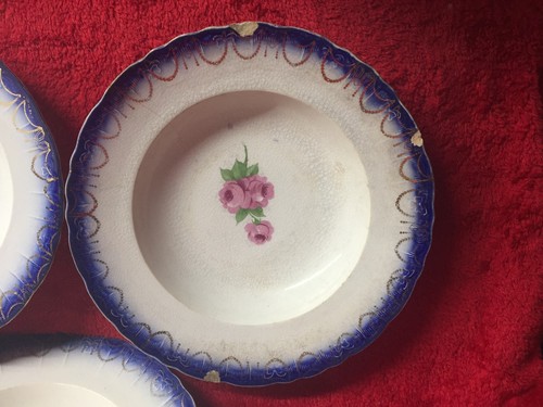 Vintage Limoges China 3 Piece Bowls White with Blue Edge & Gold Garland Trim - Picture 2 of 6