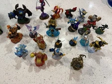 Skylanders with Storage Case