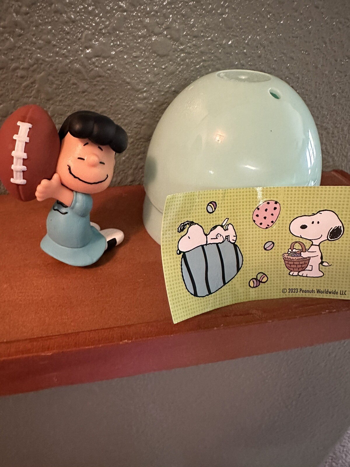 Just Play 2023 Peanuts Lucy Figure - Easter Egg Blind Mystery