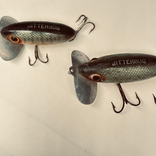 2 VINTAGE ARBOGAST WOOD JITTERBUG  LURES 2 HOOK - Picture 11 of 11
